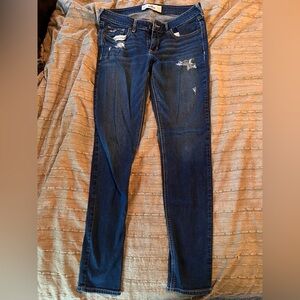 Hollister Women's Dark Blue Distressed Skinny Jeans